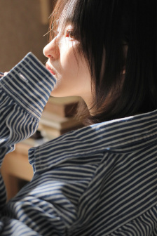 《独行月球》在线观看